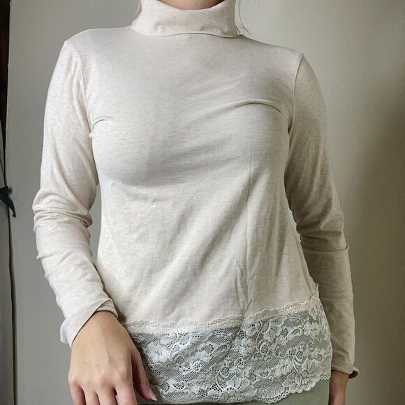 Sundance Beige Elan Turtleneck Lace Trim Blouse Long Sleeve Size Medium - Picture 1 of 13